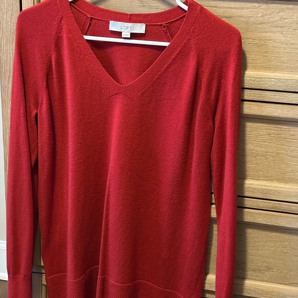 LOFT red tunic sweater.  Size S.